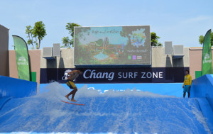 Vana Nava Hua Hin chang surf zone